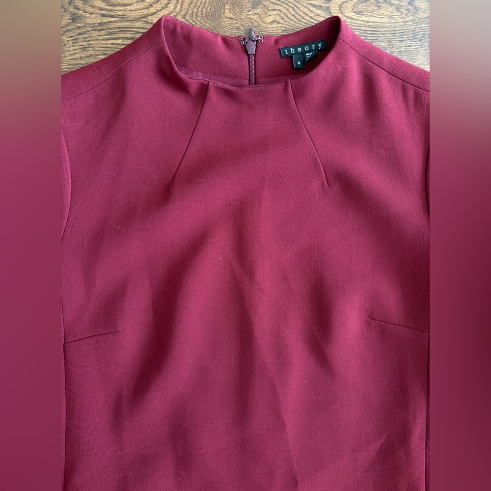 Theory Burgundy Short Sleeve Shift Dress Size 0 USA Made - Picture 9 of 11